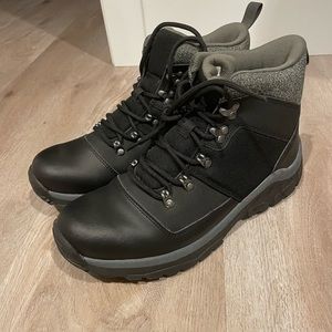 Men's Ashton Waterproof Winter Boots  Sizd 10